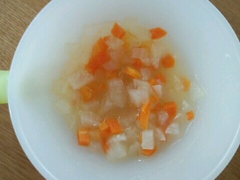離乳食 後期 大根入りお味噌汁 レシピ 作り方 By Koko0730 楽天レシピ 離乳食 後期 大根入りお味噌汁 レシピ 作り方 By Koko0730 楽天レシピ
